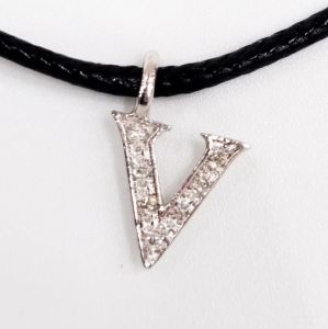 CIONDOLO LETTERA V DONNA ORO COLLEZIONE LUCE DHCV7178.003